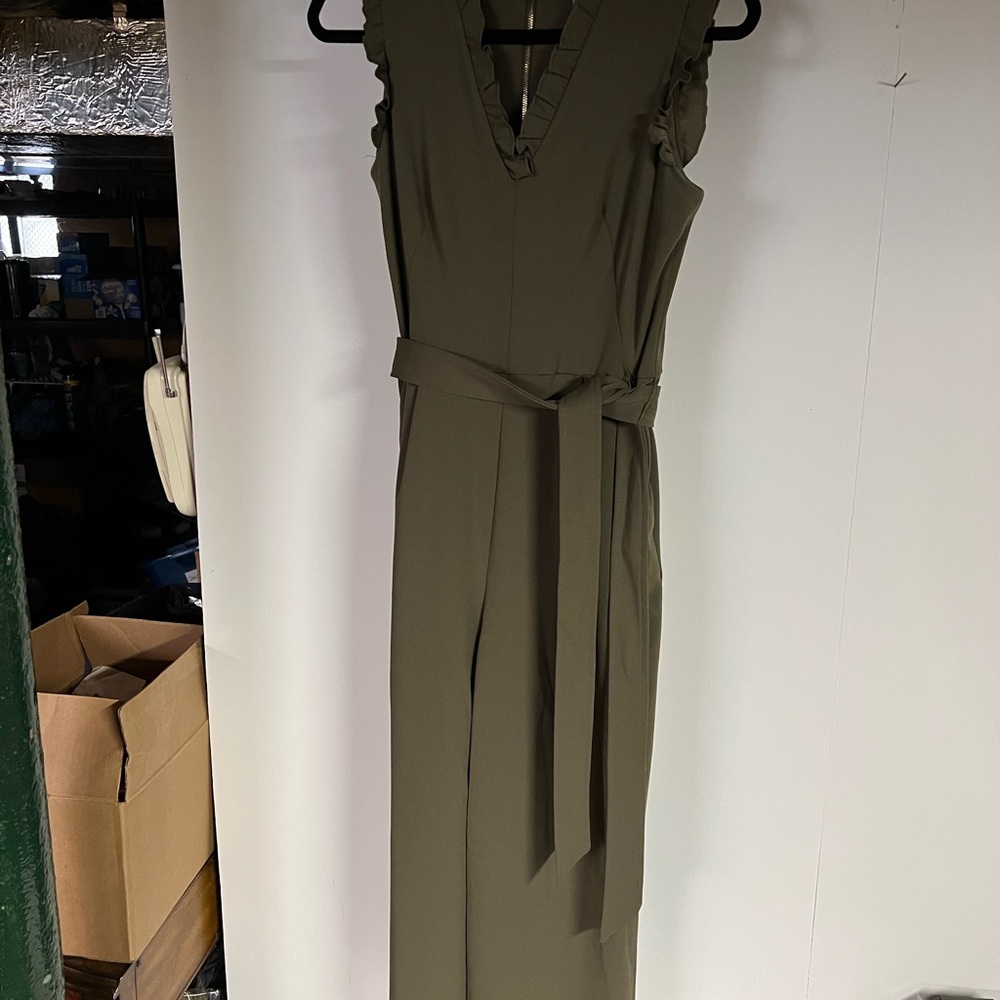 Olive Green Sleeveless Jumpsuit